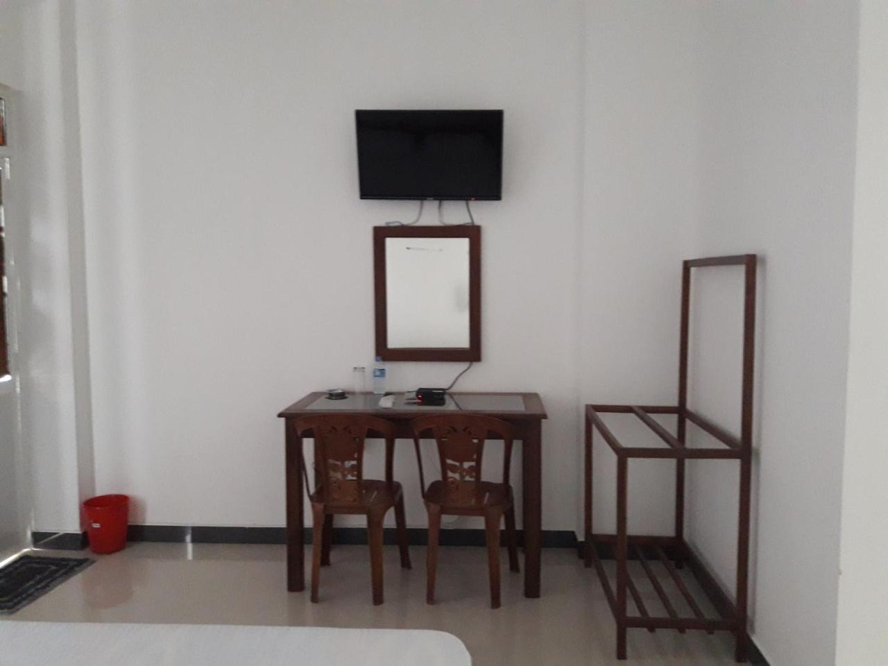 Kanora Lake Resort Maharagama Eksteriør billede