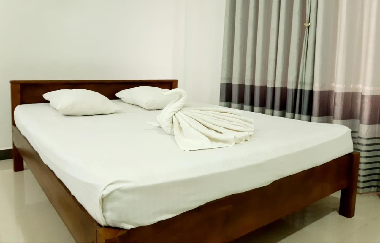 Kanora Lake Resort Maharagama Eksteriør billede