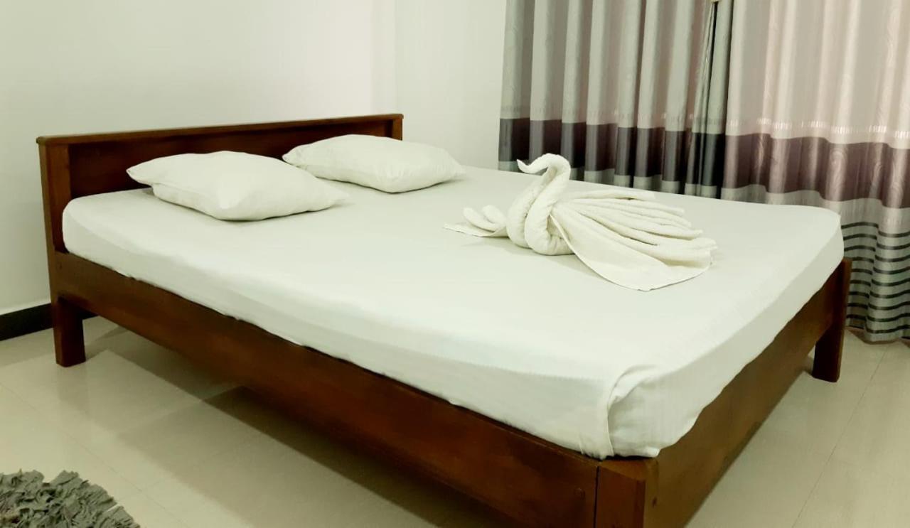 Kanora Lake Resort Maharagama Eksteriør billede